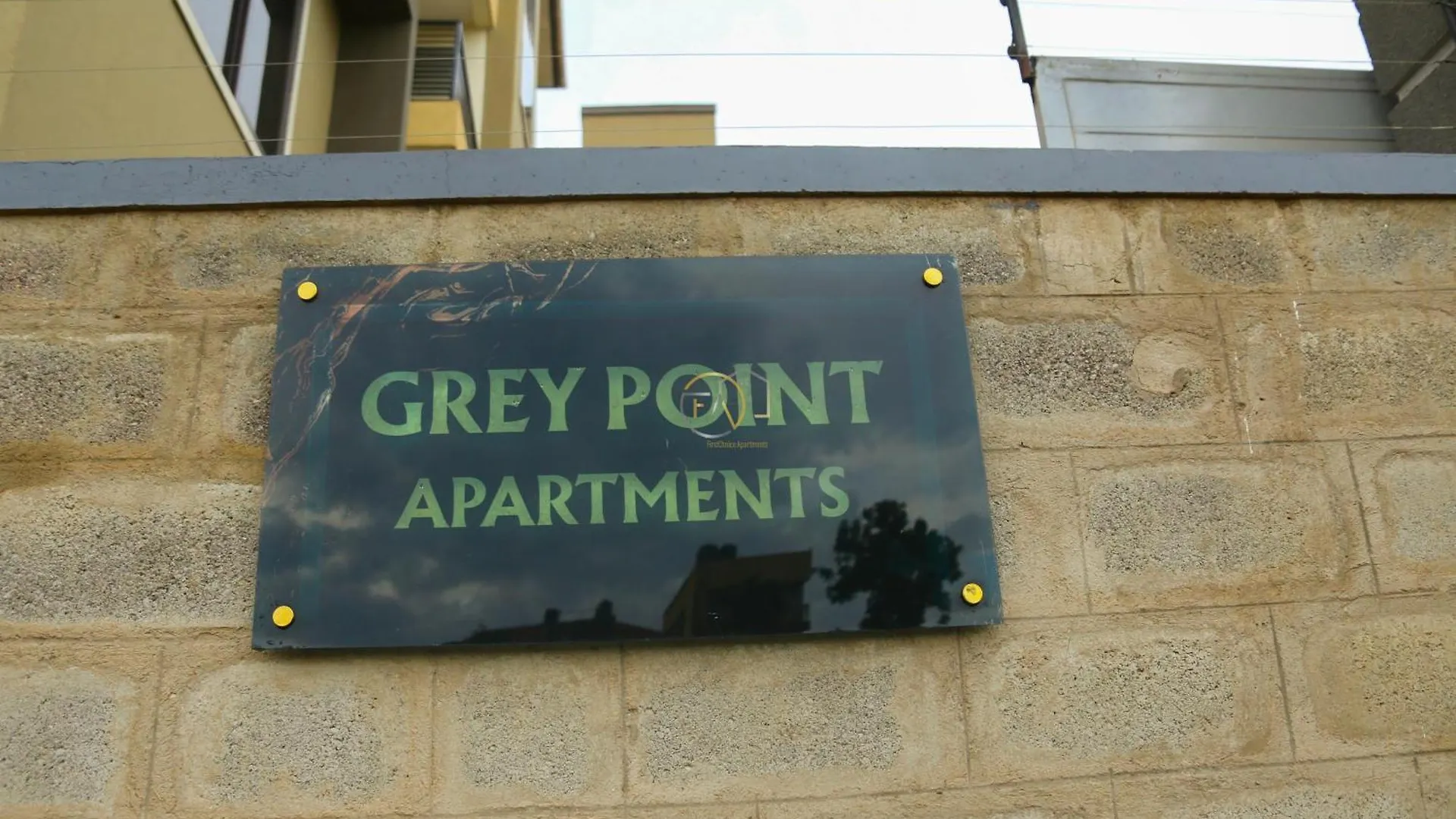 Firstchoice Apartments Καμπάλα